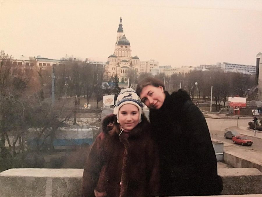 FLASHBACK.+In+winter+2004%2C+world+geography+teacher+Alina+Planchard+at+10+years+old+and+her+aunt+in++one+of+the+central+parts+of+Kharkiv%2C+Ukraine.+Planchards+aunt+is+still+in+the+Ukraine.+