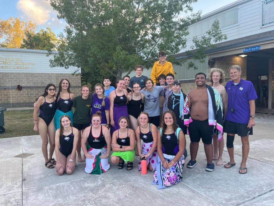 TAKE YOUR MARK. After their time trials on Thursday, Aug. 25 marking the beginning of the season, the swim team gathers for a picture. The Aquakats next meet is Oct. 19 at the Conroe ISD natatorium.
