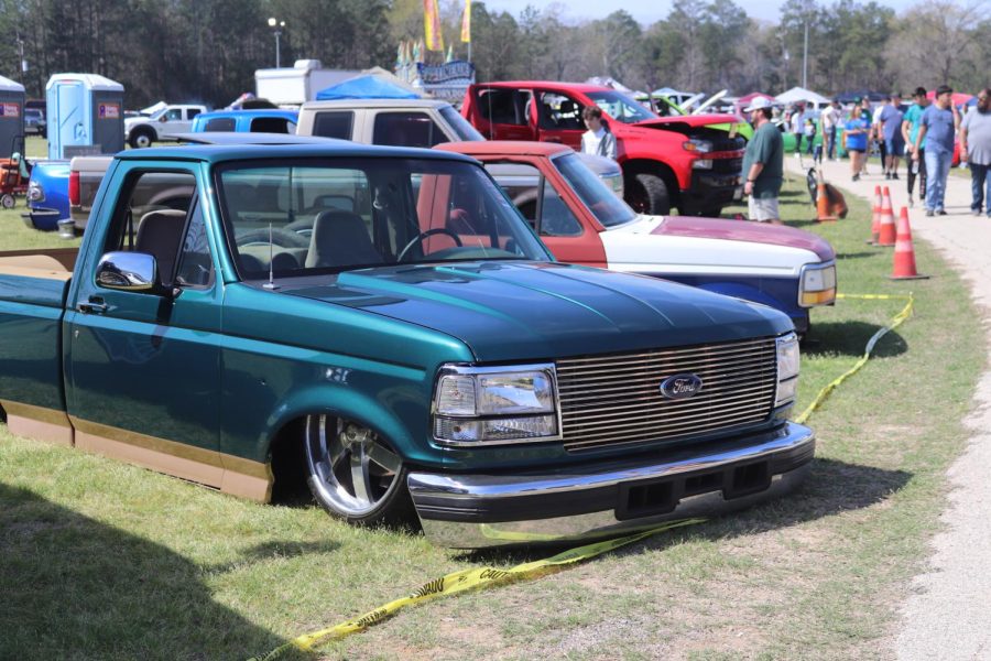 LOW AND SLOW. At Lone Star Throwdown 2023 there were many different cool cars and trucks, but this custom mid-90s Ford F-150 caught many peoples attention.