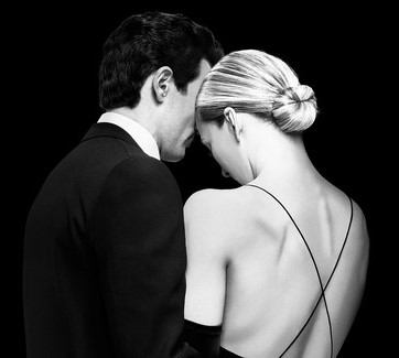 LOVE STORY.  FX & HULU came together to tell the saga of JFK Jr and Carolyn Bessette.